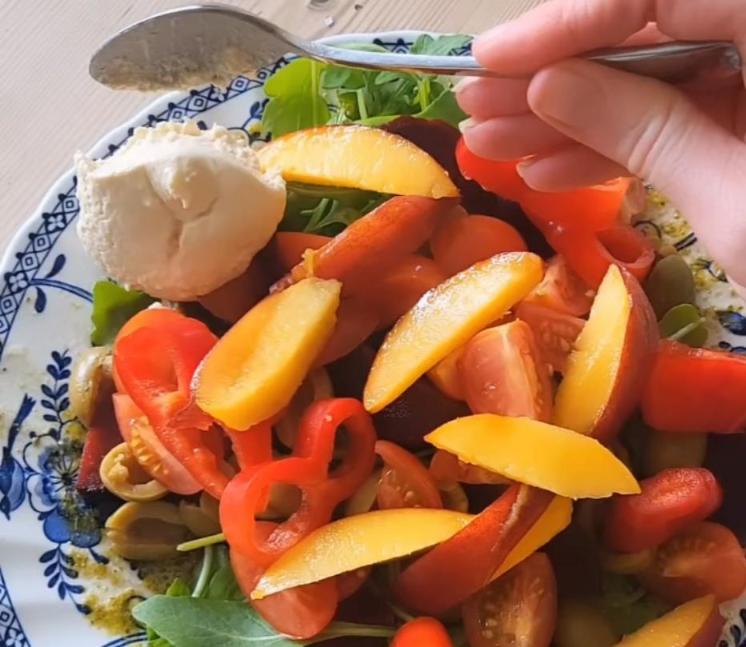 Step 1.1: Add sliced peach