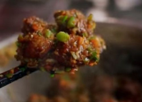 Step 3.1: Add the Manchurian balls and mix