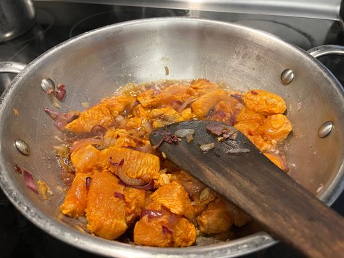 Step 3.2: Fry the chicken on high flame for about 4–5 minutes, tossing continuously