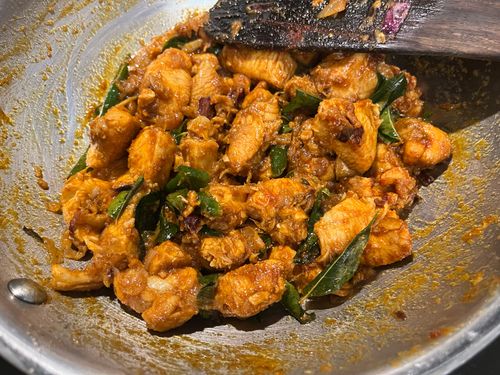 Step 5.2: Add coriander powder, cumin powder, red chilli powder, garam/chicken masala, and pepper powder